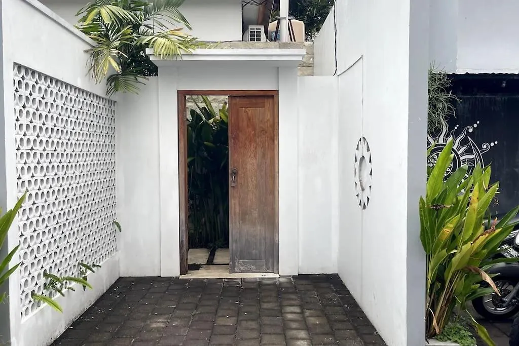 Villa Sun Seminyak - Luxurious 3 Bedroom Villa Seminyak (Bali)